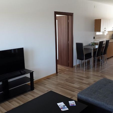 Apartmanovy Byt Pri Zubacke Strba Bagian luar foto